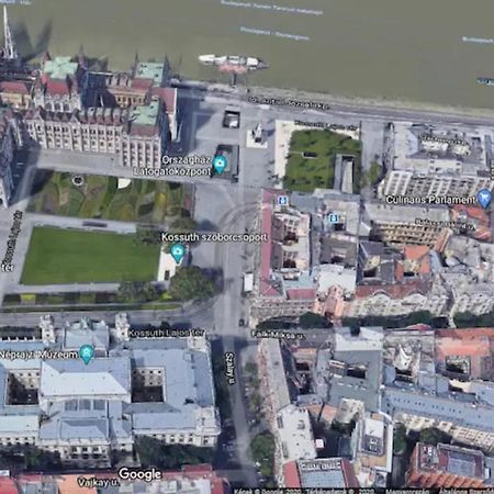 Nice And Cozy Apartment Next To The Parliament Budapest Bagian luar foto
